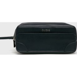 Guess Jeans - Kosmetyczka. Niebieskie kosmetyczki męskie Guess Jeans, z aplikacjami, z jeansu. W wyprzedaży za 249,90 zł.