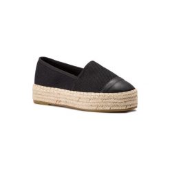 DEEZEE WS083102-01. Czarne espadryle damskie DeeZee, bez wzorów, ze skóry ekologicznej, bez obcasa. Za 89,99 zł.