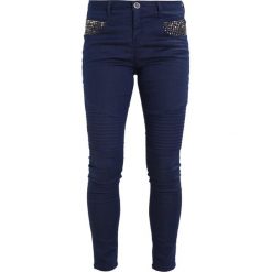 Mos Mosh OZZY PURE BIKER Jeansy Slim Fit blue denim. Niebieskie jeansy damskie relaxed fit marki Mos Mosh. W wyprzedaży za 449,25 zł.