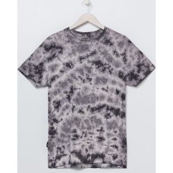 Koszulka tie-dye - Biały. Białe koszulki męskie Sinsay, s, bez wzorów, bez kołnierzyka, bez rękawów. Za 29,99 zł.