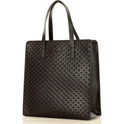MONNARI Miejska torebka shopper bag czarny. Czarne torby damskie na zakupy Monnari, w paski, ze skóry ekologicznej, eleganckie, bez dodatków. W wyprzedaży za 189,00 zł.