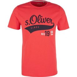S.Oliver Męska koszulka 13.906.32.4658 .3214 Hype r Red (rozmiar M). Czerwone koszulki męskie S.Oliver, s, bez wzorów, bez kołnierzyka, bez rękawów. W wyprzedaży za 32,00 zł.
