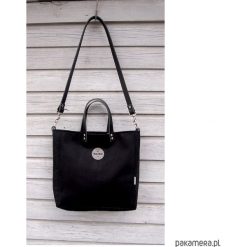 Torebki klasyczne damskie: Cuboid Small All Black zamszowa