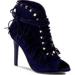 Buty zimowe damskie: Szpilki CARINII – B4015 H40-000-000-B16