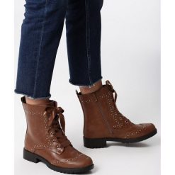 Camelowe Botki Alayna. Brązowe botki dziewczęce Born2be, za kostkę, na sznurówki. Za 119,99 zł.
