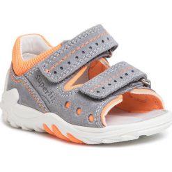 Sandały SUPERFIT - 6-00030-26 M Hellgrau/Orange. Szare sandały chłopięce Superfit, ze skóry, bez zapięcia. W wyprzedaży za 179,00 zł.