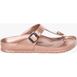 Birkenstock - Japonki Gizeh EVA. Pomarańczowe klapki damskie Birkenstock, bez wzorów, z materiału, bez obcasa, na obcasie. W wyprzedaży za 159,90 zł.