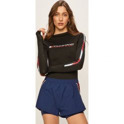 Tommy Sport - Longsleeve. Czarne topy damskie Tommy Sport, s, z aplikacjami, z elastanu, z okrągłym kołnierzem. Za 299,90 zł.