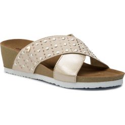 Klapki GIOSEPPO - Boulogne 47989 Beige. Żółte klapki damskie Gioseppo, z aplikacjami, ze skóry ekologicznej, bez obcasa, na obcasie. W wyprzedaży za 129,00 zł.