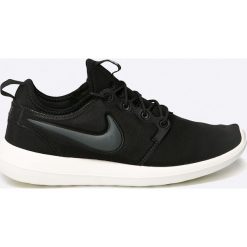 Nike Sportswear - Buty Roshe Two. Czarne buty sportowe męskie marki Nike Sportswear, z dzianiny. W wyprzedaży za 319,90 zł.