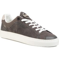 Sneakersy COLMAR - Bradbury Out 035 Gray. Szare sneakersy męskie Colmar, na co dzień, bez wzorów, z zamszu, eleganckie, bez zapięcia. W wyprzedaży za 349,00 zł.