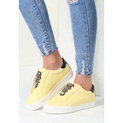 Żółte Buty Sportowe Place In Paradise. Brązowe buty sportowe damskie marki vices. Za 79,99 zł.