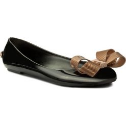 Baleriny TED BAKER - Larmiar 9-16877 Black. Czarne baleriny damskie marki Ted Baker, ze skóry ekologicznej, na płaskiej podeszwie. W wyprzedaży za 269,00 zł.