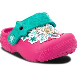 Klapki CROCS - Fun Lab Frozen Clog K 205013 Candy Pink. Różowe sandały dziewczęce Crocs, z tworzywa sztucznego, bez zapięcia. W wyprzedaży za 139,00 zł.
