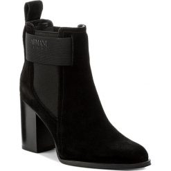 Botki ARMANI JEANS - 925290 7A623 00020 Nero. Czarne botki damskie na obcasie marki Armani Jeans, z jeansu. W wyprzedaży za 569,00 zł.