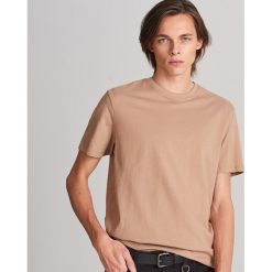 T-shirt z bawełny organicznej - Beżowy. Brązowe t-shirty damskie Reserved, m, bez wzorów, z bawełny, bez kołnierzyka. W wyprzedaży za 19,99 zł.