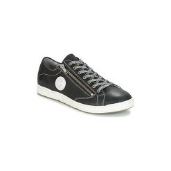 Buty Pataugas JAY-NOIR. Czarne trampki męskie marki Pataugas, bez wzorów, bez zapięcia. Za 527,20 zł.