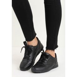 Czarne Buty Sportowe Inclination. Czarne buty sportowe damskie marki DOMYOS, z bawełny. Za 44,99 zł.