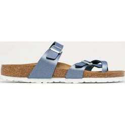Birkenstock - Klapki Mayari BF. Niebieskie klapki damskie Birkenstock, bez wzorów, z gumy, bez obcasa, na obcasie. W wyprzedaży za 249,90 zł.