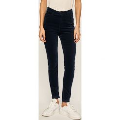 Lee - Spodnie. Niebieskie spodnie damskie Lee, l, bez wzorów, z elastanu, casualowe. Za 319,90 zł.