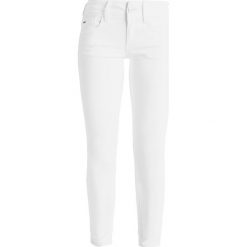 GStar LYNN DMID SUPER SKINNY ANKLE Jeans Skinny Fit yield white. Białe jeansy damskie skinny marki G-Star, z elastanu. W wyprzedaży za 487,20 zł.
