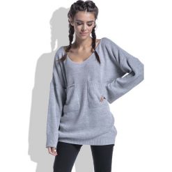Szary Sweter w Serek z Kieszeniami z Przodu. Szare swetry oversize damskie Molly.pl, uniwersalny, z dzianiny. Za 102,90 zł.