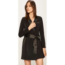 Only - Sukienka. Czarne sukienki damskie ONLY, na co dzień, s, bez wzorów, z elastanu, casualowe, bez kołnierzyka, z długim rękawem, długie, mini, proste. W wyprzedaży za 179,90 zł.