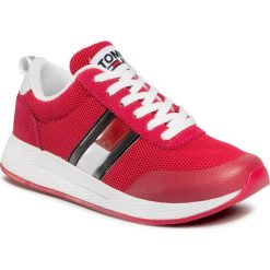 Sneakersy TOMMY JEANS - Technical Flexi Runner EN0EN00875 Blush Red XIF. Różowe sneakersy damskie Tommy Jeans, z jeansu. W wyprzedaży za 279,00 zł.