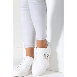 Biało-Srebrne Buty Sportowe Sweet Mango. Białe buty sportowe damskie marki vices. Za 59,99 zł.