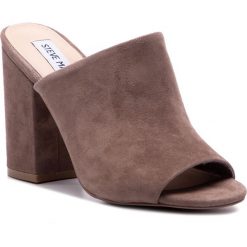 Klapki STEVE MADDEN - Forgive SM11000395-03002-005 Grey. Pomarańczowe klapki damskie Steve Madden, bez wzorów, z zamszu, bez obcasa, na obcasie. W wyprzedaży za 339,00 zł.