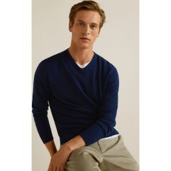 Mango Man - Sweter Tenv. Szare swetry klasyczne męskie marki Mango Man, l, z dzianiny, z okrągłym kołnierzem. Za 129,90 zł.