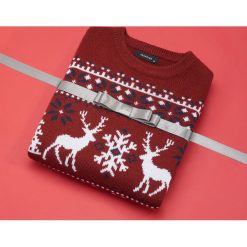 Sweter ze świątecznym motywem - Brązowy. Pomarańczowe swetry męskie Reserved, s, wizytowe. W wyprzedaży za 39,99 zł.