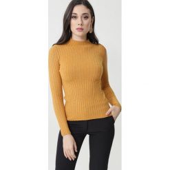 Żółty Sweter Aaliya. Żółte swetry damskie Born2be, s, bez wzorów, z jeansu, bez rękawów, długie, bez kaptura. Za 99,99 zł.