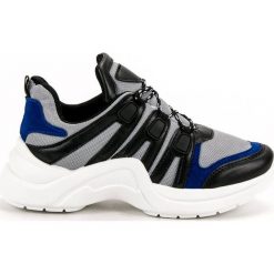 Kylie czarne Wygodne Buty Sportowe. Czarne buty sportowe damskie KYLIE, bez wzorów, z tkaniny, sportowe. W wyprzedaży za 89,00 zł.