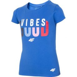 T-shirt dziewczęcy (122-164) JTSD206 - kobalt. Niebieskie bluzki dziewczęce marki 4F JUNIOR, z nadrukiem, z materiału, bez kołnierzyka, bez rękawów, bez kaptura. Za 29,99 zł.