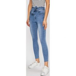 Haily's - Jeansy Keyra. Niebieskie jeansy damskie Haily's, s, w paski, z elastanu, z podwyższonym stanem. W wyprzedaży za 119,90 zł.