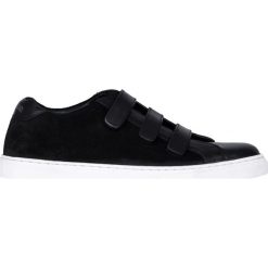 Sneakersy BUCN000083. Czarne sneakersy męskie Giacomo Conti, na rzepy. Za 339,00 zł.
