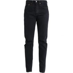 Levi's® 501 SKINNY Jeans Skinny Fit black. Szare rurki damskie marki Levi's®, z bawełny. Za 449,00 zł.