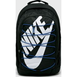 Nike Sportswear - Plecak. Niebieskie plecaki damskie Nike Sportswear, z nadrukiem, z poliesteru. Za 159,90 zł.