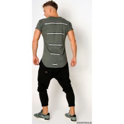 T-shirt lampasy khaki. Brązowe t-shirty męskie Pakamera, m, bez wzorów, z bawełny, z dekoltem na plecach. Za 99,00 zł.