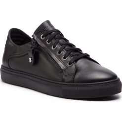 Sneakersy NIK - 03-0916-01-8-01-02 Czarny. Czarne sneakersy męskie Nik, na co dzień, bez wzorów, ze skóry, eleganckie, bez zapięcia. Za 289,00 zł.