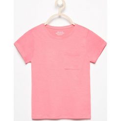 T-shirty damskie: T-shirt z kieszonką – Różowy