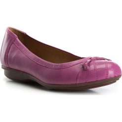 Buty damskie. Różowe baleriny damskie Wittchen, bez wzorów, ze skóry, bez obcasa. W wyprzedaży za 199,90 zł.