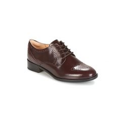 Derby Clarks NETLEY ROSE. Czerwone półbuty damskie Clarks, bez wzorów, bez obcasa, bez zapięcia. Za 343,20 zł.