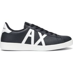 Armani Exchange Tenisówki Niebieski. Niebieskie trampki męskie Armani Exchange, bez wzorów, ze skóry, bez zapięcia. Za 683,95 zł.