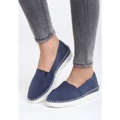 Granatowe Slip On Each Other. Niebieskie trampki damskie slip on Born2be, z materiału. Za 59,99 zł.