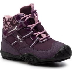 Śniegowce GEOX - J Atreus G.B Wpf A J847HA 00450 C8224 M Purple/Pink. Fioletowe śniegowce dziewczęce Geox, bez zapięcia. Za 259,00 zł.
