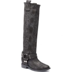 Kozaki L37 - Walk Away High AN16 Black. Czarne kozaki damskie L37, ze skóry, bez obcasa, bez zapięcia. Za 999,00 zł.
