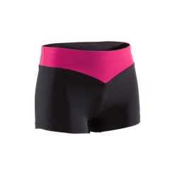 Spodenki do gimnastyki 500 damskie. Czerwone szorty damskie DOMYOS, s, bez wzorów, z elastanu. Za 39,99 zł.