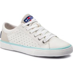 Tenisówki HELLY HANSEN - Copenhagen 11503-011-5.5F Off White/Blue Tint. Białe półbuty damskie Helly Hansen, bez wzorów, z zamszu, bez zapięcia. W wyprzedaży za 239,00 zł.